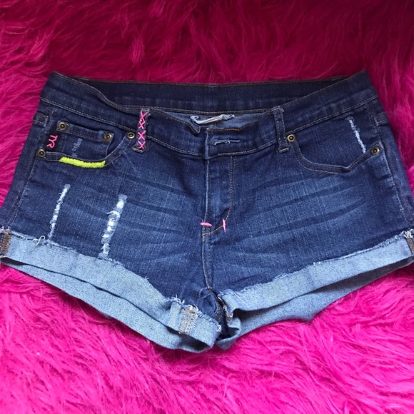 TYR Pants - Adorable TYR shorts